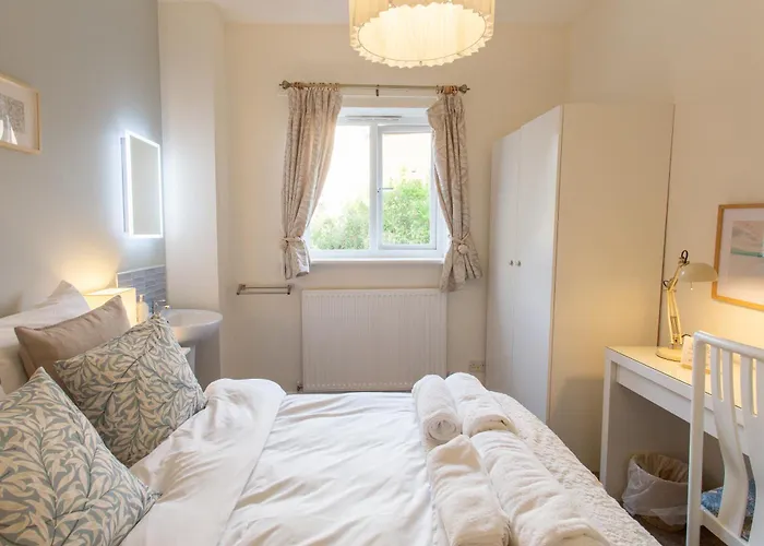 Harry\'S House Poole