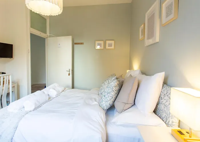 Harry\'S House Poole